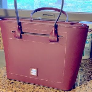 Dooney & Bourke large purse
